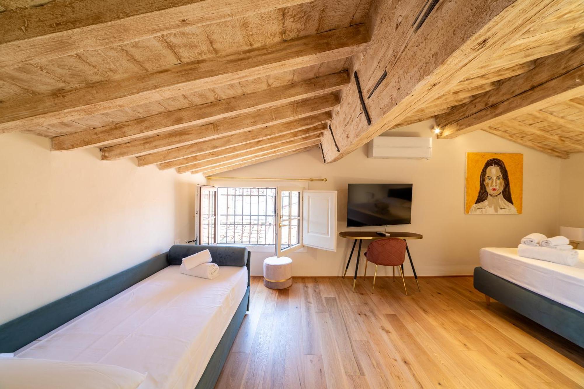 Residenza D'epoca Palazzo Salviati Quaratesi Affittacamere *